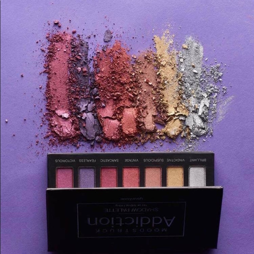 Younique Addiction Eyeshadow Palette 5
